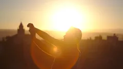 Chi cerca benessere trova nello yoga energia, equilibrio e serenità immediata