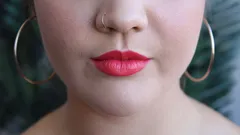 Scegli il rossetto giusto e trasforma ogni giornata con più sicurezza