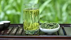 Regime del tè: i segreti della nuova tendenza per dimagrire con gusto