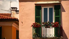 Sconfiggi i cattivi odori in casa d’estate con rimedi semplici e naturali